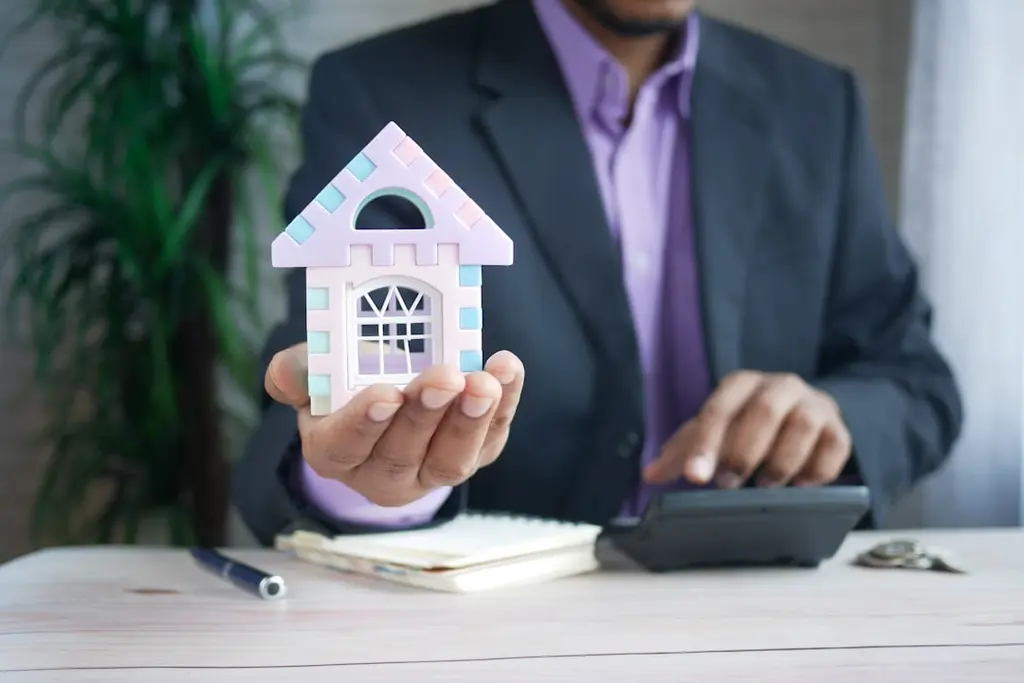 Handy House